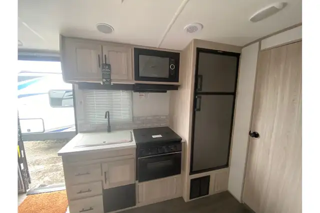 2022 CRUISER RV SHADOW CRUISER 193MBS(FINANCING AVAILABLE) in Travel Trailers & Campers in Kelowna - Image 11