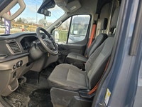 Perfect Auto CLEAN CARFAX - EXTENDED - HIGH ROOF - 3.5 L GAS - DIVIDER - SHELVING - BACK UP CAMERA -... (image 8)