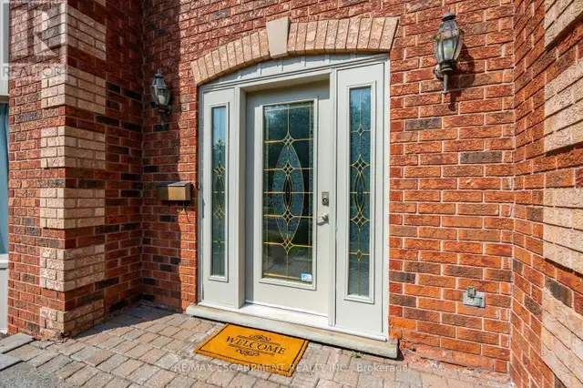 1689 KERNS ROAD Burlington (Tyandaga), Ontario62864390120707123