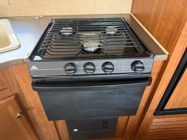 2012 Jayco JAY FLIGHT 26 BH in Travel Trailers & Campers in St. Albert - Image 14
