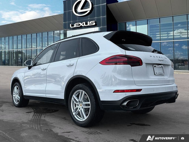 2018 Porsche Cayenne Premium Package AWD in Cars & Trucks in Edmonton - Image 4