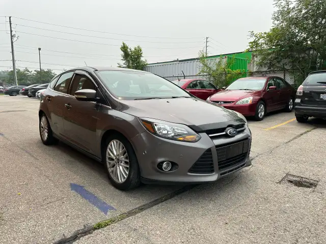 2013 Ford Focus Titanium Navigation Leather in Cars & Trucks in Oakville / Halton Region - Image 9
