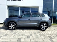 Turbocharged,Power Steering,All Wheel Drive,Traction Control,MP3 Capability,Requires Subscription,Ke... (image 4)