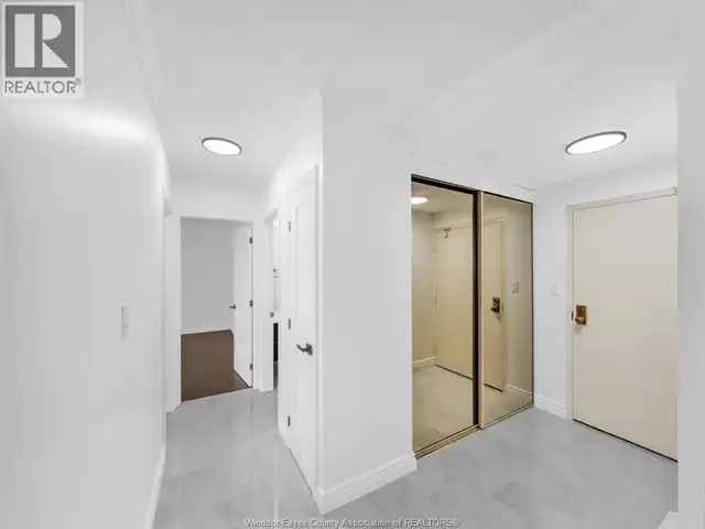 5125 RIVERSIDE DRIVE East Unit# 202 Windsor, Ontario in Houses for Sale in Windsor Region - Image 10