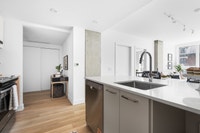 apartment for rent-appartement logement locatif-1 bedroom rental/chambre-3 1/2 1cc-metro Papineau-vi... (image 5)