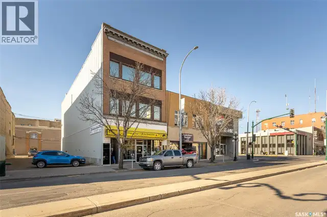 130 Main STREET N Moose Jaw, Saskatchewan in Commercial & Office Space for Sale in Moose Jaw - Image 4