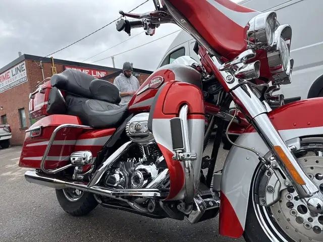 2008 Harley-Davidson CVO Electra Glide Ultra ~ ULTRA CVO ~ 110CI in Sport Touring in City of Toronto - Image 29