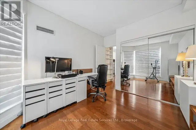 405 - 2511 LAKESHORE ROAD W Oakville (BR Bronte), Ontario in Condos for Sale in Oakville / Halton Region - Image 26