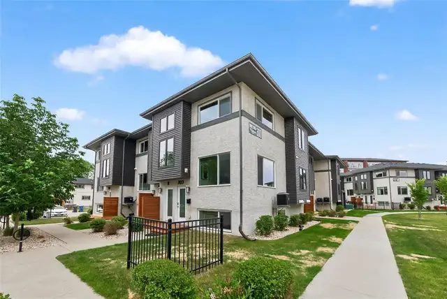 303 690 Hugo Street Winnipeg, Manitoba628637521239061213