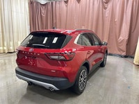 Hybrid Navigation Heated Seats Adaptive Cruise Control Remote Start! In the city or in the forest th... (image 5)