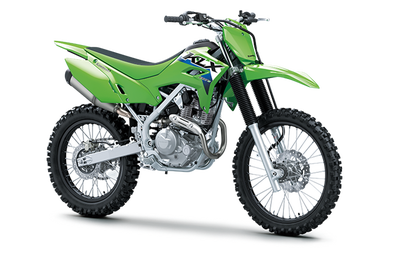 CARACTÉRISTIQUES SUPPLÉMENTAIRES DU VÉHICULE: Démarrage électrique pratique Contact et bouchon de ré...