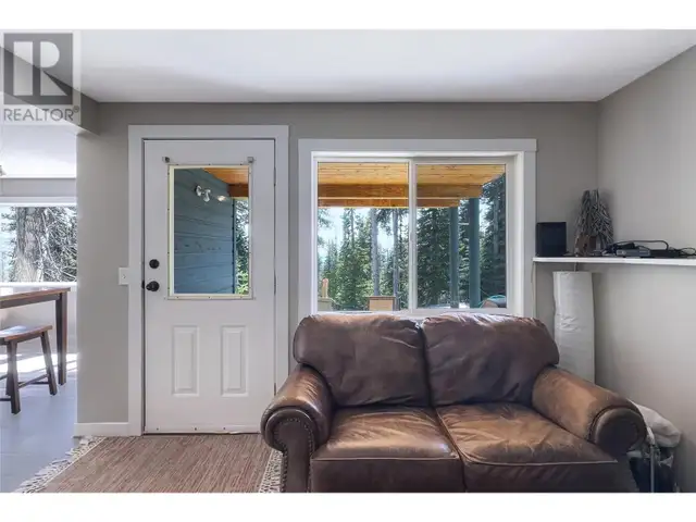 4817 Snow Pines Road Unit# D Big White, British Columbia in Houses for Sale in Penticton - Image 10
