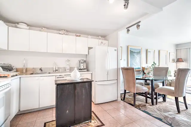 4 1/2 room apartment, PH - SHERBROOKE METRO - ALL INCLUSIVE - BALCONY62864751762817124
