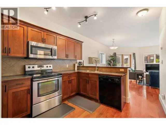 7307 PROSPECTOR Avenue Unit# 202 Radium Hot Springs, British Col in Condos for Sale in Cranbrook - Image 15