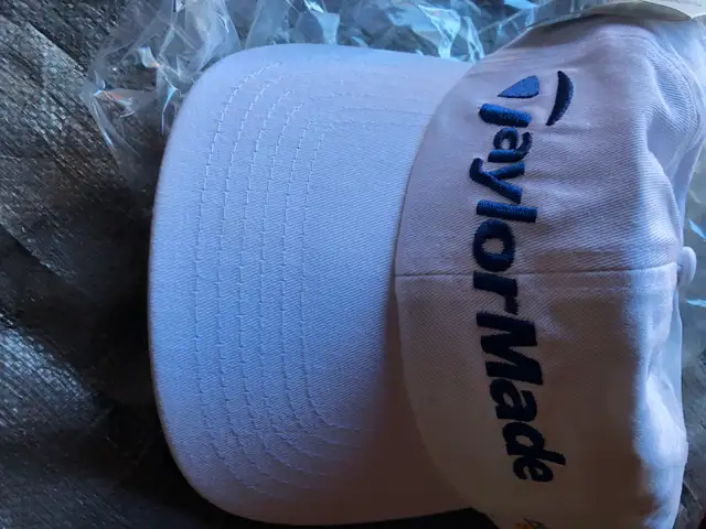 Taylormade golf hats. in Golf in Ottawa - Image 3