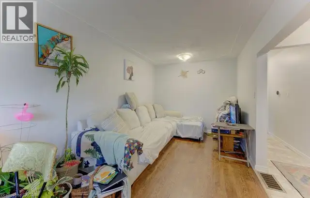 174 GLEN Road Kitchener, Ontario in Houses for Sale in Kitchener / Waterloo - Image 14