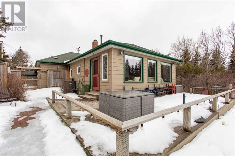 9 Lakeview Avenue Gull Lake, Alberta Houses for Sale Red Deer Kijiji