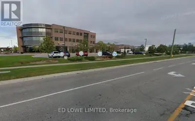 6468 s.f. approx. total office space in newer build Industrial space for lease. The entire floor can...