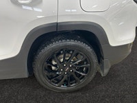 Welcome to Capital GMC! Check out this vehicle's pictures, features, options and specs, and let us k... (image 8)