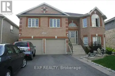 B - 53 SAINT AVENUE Bradford West Gwillimbury (Bradford), Ontari