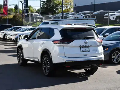 2024 Nissan Rogue Platinum AWD-Leather| Roof| Heads Up Display| , View more