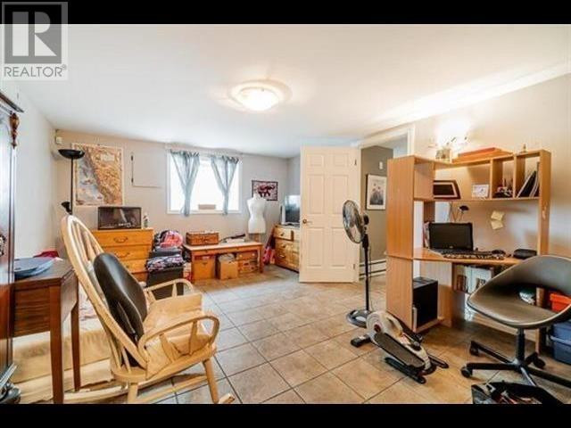 2720 BOUNDARY ROAD Burnaby, British Columbia in Houses for Sale in Vancouver - Image 4