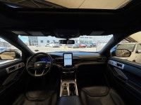The 2022 Ford Explorer Platinum 4WD represents the pinnacle of luxury and performance for Ford’s fla... (image 7)