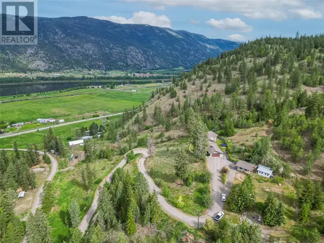 8548 YELLOWHEAD Highway Kamloops, British Columbia in Houses for Sale in Kamloops - Image 10