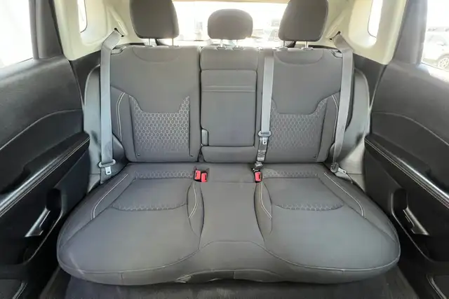 2018 Jeep Compass Sport 4WD in Cars & Trucks in Saskatoon - Image 16