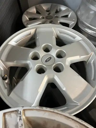 5x114.3 16" centre de Pneus mtl est 11251 rue notre dame est 514-507-5177