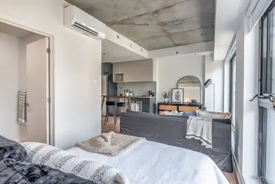 2.5 Studio condo tout inclus a louer Sud Ouest Griffin Square, View more