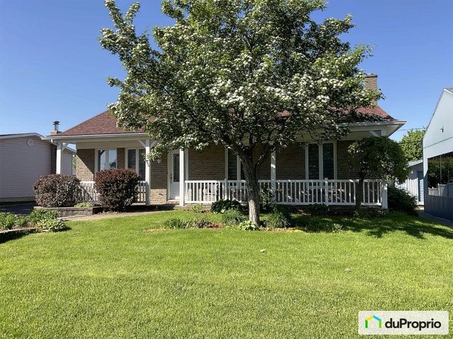 $389,700 - Bungalow for sale in Pintendre — photo 2