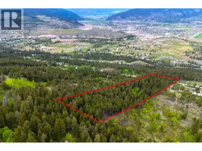 Here is a rare opportunity to own 9.9 acres of raw land on beautiful Fox Farm Road. This private pro...