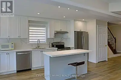 144 KIMONO CRESCENT Richmond Hill (Rouge Woods), Ontario