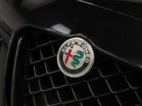 This 2022 Alfa Romeo Giulia Quadrifoglio QUADRIFOGLIO | HARMAN KARDON | CARBON FIBER is a local Onta... (image 9)