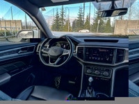 Dealer Certified Pre-Owned. This Volkswagen Atlas Cross Sport delivers a Intercooled Turbo Premium U... (image 8)