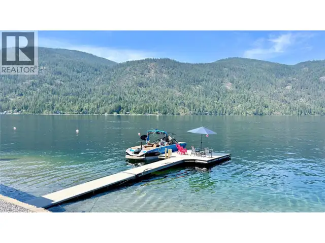 3109 East Lake Drive Christina Lake, British Columbia in Houses for Sale in Penticton - Image 5
