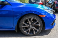 ... Engine: Moteur à 4 cylindres 2.0l L/100Km City: 8.3 L/100Km Hwy: 6.6 Safety Equipment Système an... (image 3)