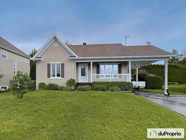 $529,900 - Bungalow for sale in Sherbrooke (Rock Forest) — photo 1