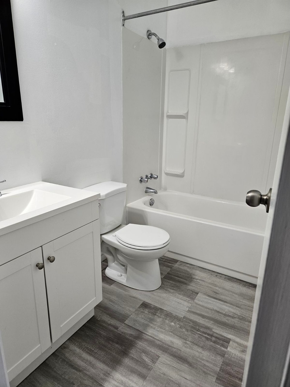 Beautiful 3 Bedroom Townhome for Rent 2