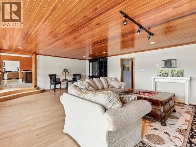14 BAYVIEW ROAD Whitehorse South, Yukon in Houses for Sale in Whitehorse - Image 36