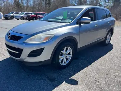 2012 Mazda CX-9 AWD 7 passenger only 152000kms!!
