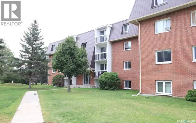12 51 Centennial STREET Regina, Saskatchewan in Condos for Sale in Regina - Image 2
