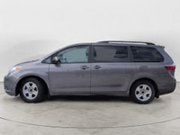 MECHANICAL / PERFORMANCE 3.5L V6 engine 6-speed automatic transmission Front-wheel drive (FWD) Power... (image 1)