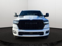 Leather Trimmed Bucket Seats, Remote Start System, Heated Front Seats, Heated Steering Wheel, Ventil... (image 7)