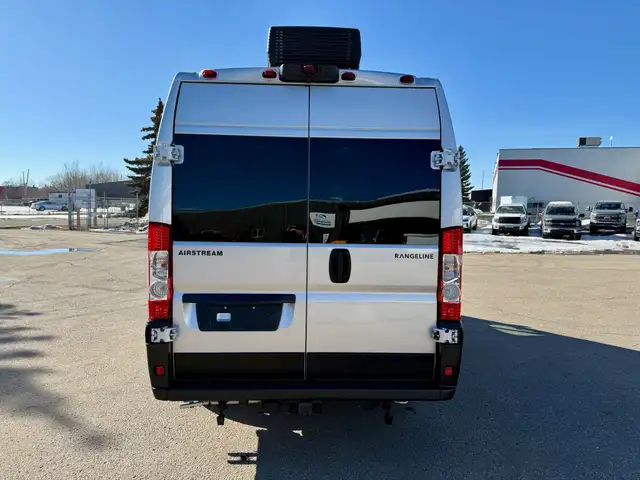 2025 Airstream Rangeline 23 in Travel Trailers & Campers in Edmonton - Image 6