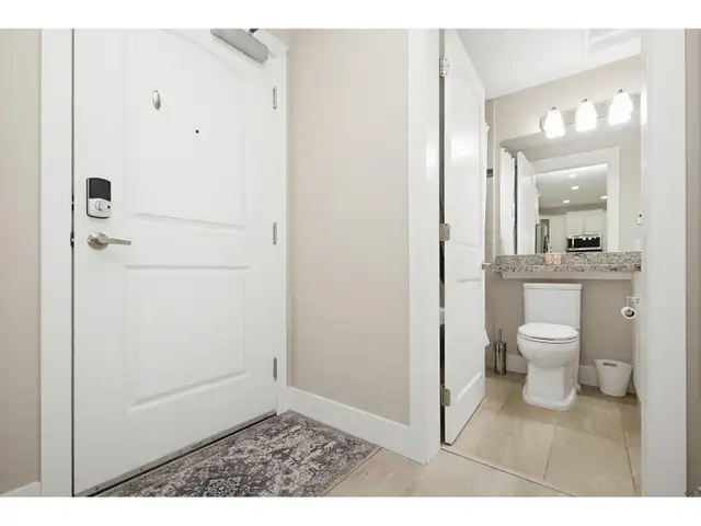 401 32445 SIMON AVENUE Abbotsford, British Columbia in Condos for Sale in Abbotsford - Image 6