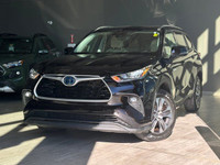 ADAPTIVE CRUISE CONTROL, HEATED FRONT SEATS, BLIND SPOT MONITOR Are you seeking efficiency combined... (image 3)