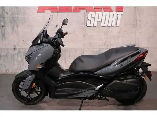 2022 Yamaha Yamaha XMAX 300 in Street, Cruisers & Choppers in Ottawa - Image 4
