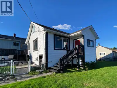 * PREC - Personal Real Estate Corporation. This beautifully updated 3-bedroom, 1-bath home offers ch...